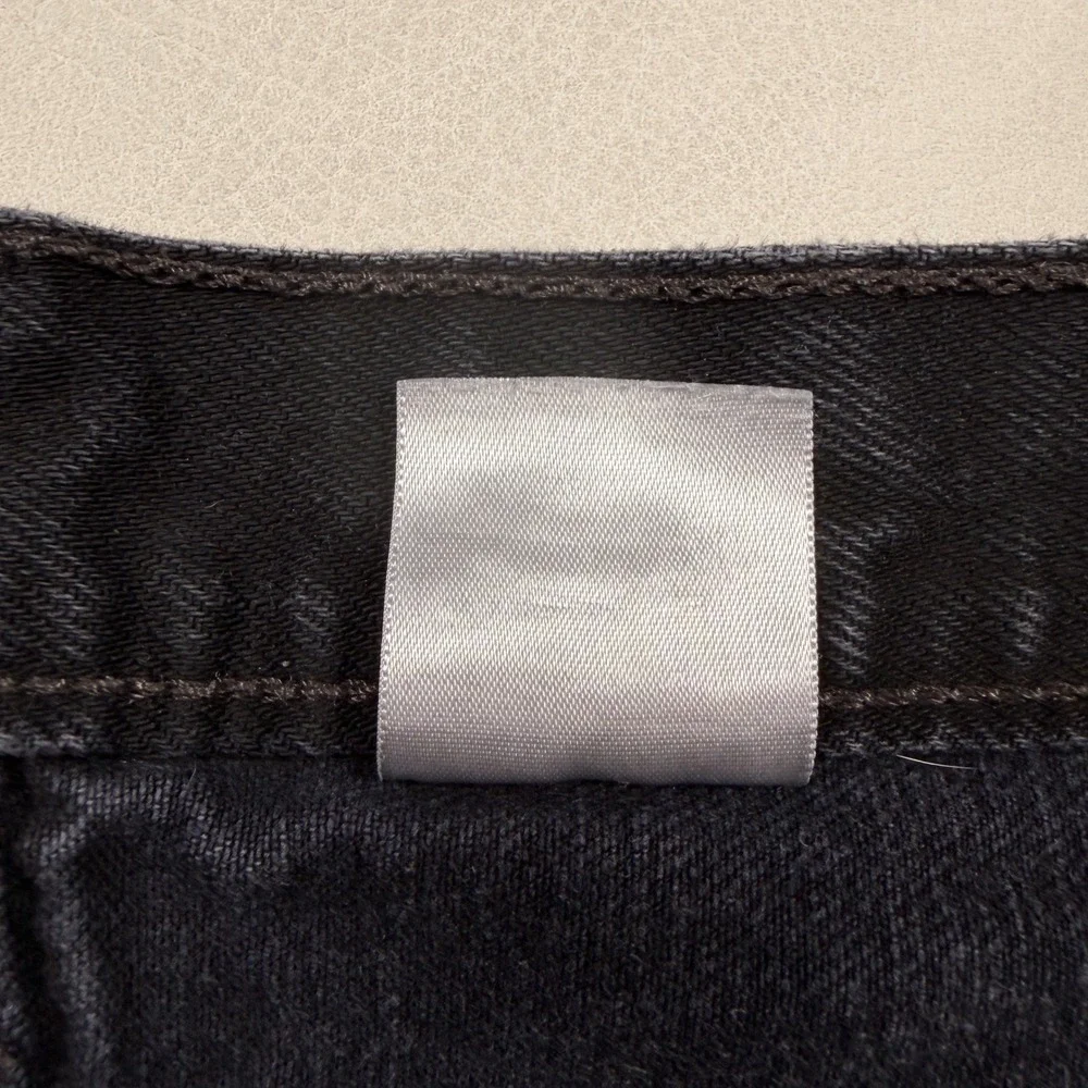Levis 501 Original Fit Mens 32 X 28 Black Jeans Straight Leg Button Fly Denim‎